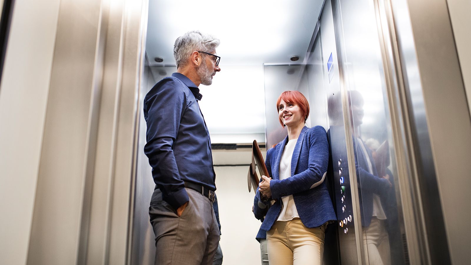 El elevator pitch y su importancia en los negocios